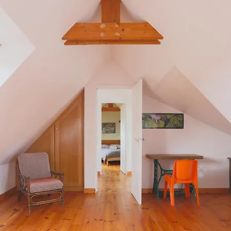 Maison Bleue *