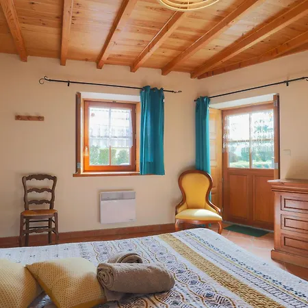 Holiday home Maison Bleue *