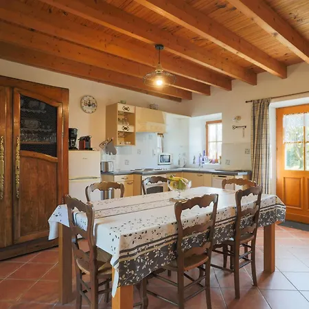 Holiday home Maison Bleue